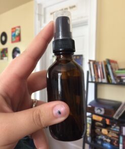 Vivaplex, 6, Amber, 2 oz Glass Bottles, with Black Fine Mist Sprayers 22 71HUnVEbwwL