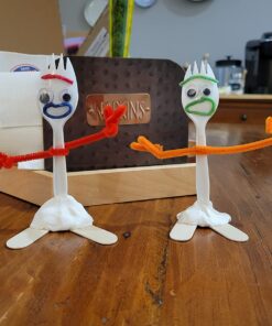 Wikki Stix Doodler, Fidget Toy Plus Arts & Crafts for Kids; Non-Toxic Waxed Yarn, Reusable Hands-on Fun! 6-inch Assorted Colors; 24-Pack. 27 71HZzOYFdhL