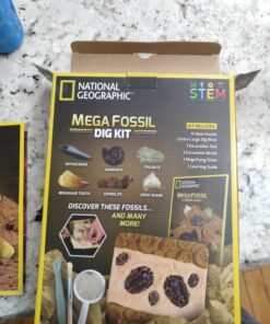 NATIONAL GEOGRAPHIC Mega Fossil Dig Kit - Excavate 15 Genuine Prehistoric Fossils, Kids Educational Toys, Great Science Kit Gift for Girls and Boys (Amazon Exclusive) 34 71HgE3uZh6L