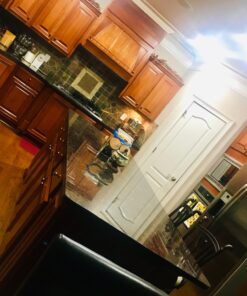 Granite Gold Polish Spray, Streak-Free Shine for Granite, Quartz, Marble, Travertine, Natural Stone Countertops, 24 Fl Oz (Pack of 1) 24 Fl Oz (Pack of 1) 43 71HjxY8YJqL