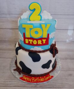 Satin Ice White Fondant, Vanilla, 20 Pounds 20 Pound (Pack of 1) 21 71HnwkxO7bL