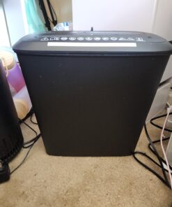 Bonsaii Paper Shredder for Home Use, 8-Sheet StripCut Home Office Shredder, CD/Credit Card Shredder Machine with Overheat Protection, 3.4 Gallons Wastebasket 8 Sheet (New) 34 71HyvAyJ2OL