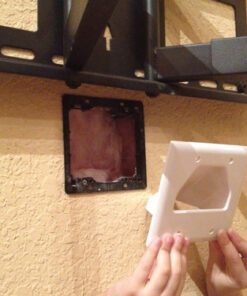 VideoSecu MW380B5 Full Motion Articulating TV Wall Mount Bracket for Most 37"-70" LED LCD UHD Plasma HDTV Up to 125 lbs with 684x400 600x400 400x400 150x100mm, Dual Arm Pulls Out Up to 14" AW9 81 71I30SRxHL