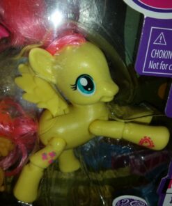 My Little Pony Friendship is Magic Fluttershy Flower Picking Figure 18 71I6ngO1XwL