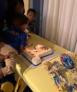 Airheads Candy, Blue Raspberry Flavor, Individually Wrapped Full Size Bars, Taffy, Non Melting, Party, Pack of 36 Bars,0.03 kilogram 31 71IF5PN2ayL