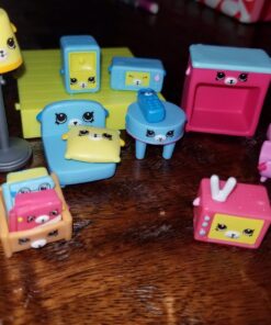 Happy Places Shopkins Decorator Pack Puppy Parlour 16 71IJ5Bz5CfL