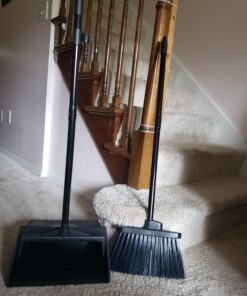 Carlisle FoodService Products Duo-Pan Upright Dust Pan and Broom Broom Set with Clip for Floor Cleaning, Restaurants, Office, And Janitorial Use, Plastic, 36 Inches, Black 36 Inches (Pack of 1) 40 71IJhPXLHWL