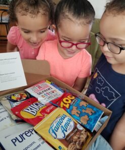 CRAVEBOX Snack Box Variety Pack Care Package (55 Count) Christmas Treats Gift Basket Boxes Pack Adults Kids Grandkids Guys Girls Women Men Boyfriend Candy Birthday Cookies Chips Teenage Mix College Student Food Sampler Office School 55ct 27 71IM4RtbvL