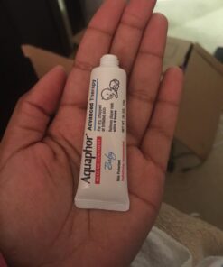 Aquaphor Baby Healing Ointment To-Go Pack - Advanced Therapy for Chapped Cheeks and Diaper Rash - Two .35 oz. Tubes 30 71Iie9ZougL