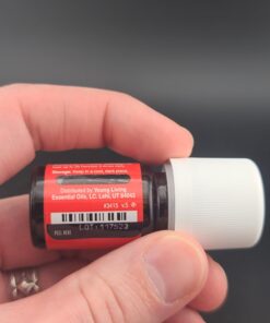 Young Living Raven Essential Oil 5 ml - Cooling Chest & Throat Blend with Ravintsara , Peppermint, Eucalyptus Radiata , Refreshing blend , Tranquility and Relaxation 0.17 Fl Oz (Pack of 1) 12 71Ik4htlApL