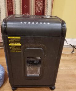 Amazon Basics 8 Sheet High Security Micro Cut Shredder with Pullout Basket, Black 42 71IkftWGzkL