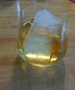 Home-Complete Large Ice Molds Silicone Trays Makes 8, 2”x 2” Big Cubes BPA-Free, Flexible-Chill Water, Lemonade, Cocktails, and More, Black(Pack Of 2) 2"x2"9(2 Pack) 48 71IyCuJxiSL