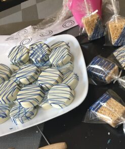 Cybrtrayd Life of the Party Plain Cookie Chocolate Candy Mold in Sealed Protective Poly Bag Imprinted with Copyrighted Cybrtrayd Molding Instructions 36 71J gjOW4aL