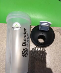 BlenderBottle Classic Shaker Bottle Perfect for Protein Shakes and Pre Workout, 28-Ounce, Clear/Black/White 38 71JR14mqB5L