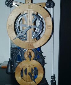 Alternative view of Academy da Vinci Clock