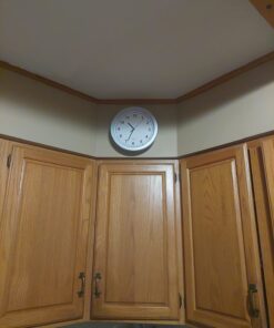 Clock Safe:10-Inch Battery-Operated Analog Clock with Hidden Wall Safe for Jewelry, Cash, Valuables, and More by Trademark Home (Silver) 41 71JcggT3hkL