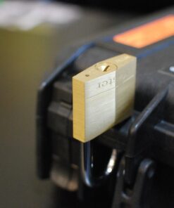 Master Lock Padlock, Solid Brass Lock, 3/4 in. Wide, 120Q (Pack of 4-Keyed Alike) 4 Pack 29 71JhgrN3ssL