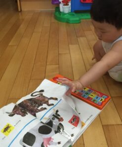 World of Eric Carle, Around the Farm 30-Button Animal Sound Book - Great for First Words - PI Kids 29 71JhrTj6yNL