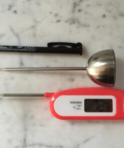 Lavatools PT12 Javelin Ultra Fast Digital Instant Read Meat Thermometer for Grill and Cooking, 2.75" Probe, Compact Foldable Design, Large Display, Splash Resistant – Sambal 29 71JmkjCaUlL