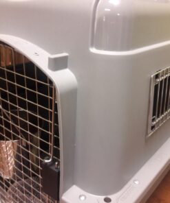 Petmate Sky Kennel Pet Carrier, 32 Inch, Gray, Made in USA 29.5"L x 19.8"W x 23.5"H 38 71JozgXmI0L