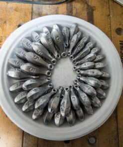 Alternative view of Do-It Bank Sinker Mold with 4 Cavities and 2, 3, 4, and 5-Ounce