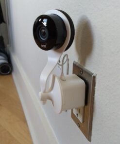 Google Nest Cam Indoor - 1st Generation - Wired Indoor Camera - Control with Your Phone and Get Mobile Alerts - Surveillance Camera with 24/7 Live Video and Night Vision 1st Gen 1 Count (Pack of 1) Nest Cam (Indoor, Wired) 58 71KBRcKFY2L
