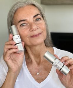 Vibriance Super C Serum for Mature Skin Made in the USA, All-In-One Formula Hydrates, Firms, Lifts, Targets Age Spots, Wrinkles, & Smooths Skin, The Original Serum - 1 fl oz (30 ml), Pack of 1 1 Fl Oz (Pack of 1) 23 71KLdSIrTKL