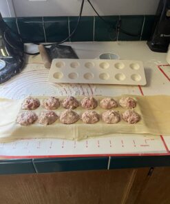 Norpro 3 Piece Ravioli Maker and Press Set with Rolling Pin, Large, White and silver 28 71Ke25dOTL