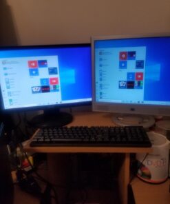 Cable Matters 1ft Full HD 1080P VGA Splitter Cable (VGA Y Cable) for Screen Duplication - Does NOT Show Separate Displays (No Screen Extension) 1 27 71KjnTViixL