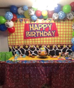 Fun Express Red Bandana Print Plastic Table Skirt - Party Supplies - 1 Piece 18 71KlWkkDxGL