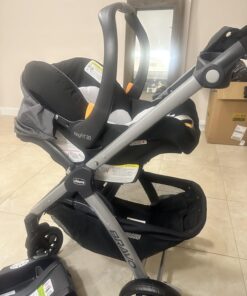 Chicco Bravo 3-in-1 Trio Travel System, Quick-Fold Stroller with KeyFit 30 Infant Car Seat and base | Camden/Black 38 71KxdZEZQzL