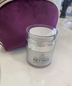 Radha Beauty Moisturizing Miracle Retinol Cream for Face - with 2.5% Retinol, Hyaluronic Acid, Vitamin E and Green Tea. Luxury Night and Day Anti-Aging Wrinkle Cream 1.7 fl oz. 37 71LCHWDnEZL