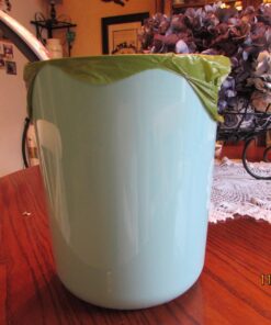 Earth Rated Dog Poop Bags with Handles, New Look, Easy Tie and Guaranteed Leakproof, Lavender Scented, 120 Handle Bags 120 Count (Pack of 1) Lavender-Scented 39 71LG65fyLvL