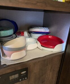 Camco Stack-A-Plate- Easily Organize, Store and Protect Plates During Travel, Non- Slip Backing, Simply Dispense Plates During Later Use, Great For RVs - White (43601) 29 71LHN47GpSL