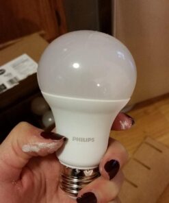 Philips LED Non-Dimmable A19 Frosted Light Bulb: 1500-Lumen, 2700-Kelvin, 14.5-Watt (100-Watt Equivalent), E26 Base, Soft White, 6-Pack, 461995 6 Count (Pack of 1) 100-Watt Equivalent 32 71LTUdhKK3L