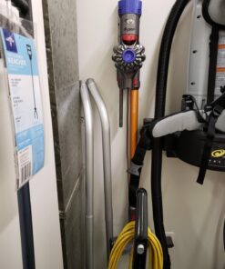 Dyson (214730-01) V8 Absolute Cordless Stick Vacuum Cleaner, Yellow 42 71LWRxGdB2L