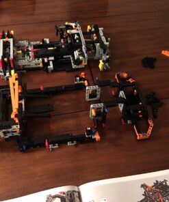 LEGO Technic Porsche 911 GT3 RS (2,704 Pieces) 59 71LqKmEaQDL