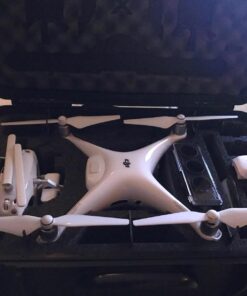 Case Club Pre-Cut Waterproof Drone Case with Wheels, Extension Handle & 2 Moisture Absorbing Silica Gel - Fits DJI Phantom 4 (Propellers On) 61 71MMe7PJDDL 2