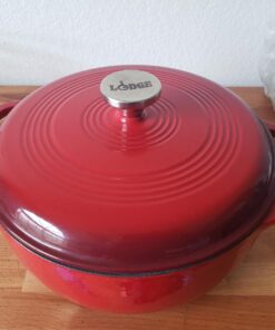 Lodge 6 Quart Enameled Cast Iron Dutch Oven with Lid – Dual Handles – Oven Safe up to 500° F or on Stovetop - Use to Marinate, Cook, Bake, Refrigerate and Serve – Island Spice Red 54 71MdLTzUWLL