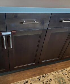 Baby Safety Locks | Child Proof Cabinets, Drawers, Appliances, Toilet Seat, Fridge and Oven | Tools Not Required | Uses 3M Adhesive with Adjustable Strap and Latch System (6-Pack, Brown) 44 71MhZkRy9mL