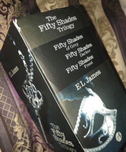 Fifty Shades Trilogy (Fifty Shades of Grey / Fifty Shades Darker / Fifty Shades Freed) 35 71MktZIcMQL