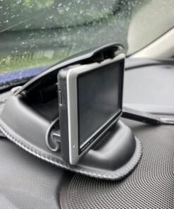 APPS2Car GPS Dashboard Mount Nonslip Beanbag Friction GPS Holder for Garmin Nuvi Tomtom Via GO Magellan Roadmate & Other 3.5-6 Inch GPS Devices & Smartphones 37 71MzPBxlgBL