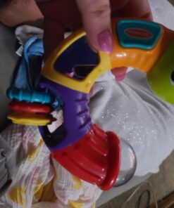 Infantino Topsy Turby Twist and Play Caterpillar Rattle - Rotating Body, Sliding Rings, Mirror & Noise Makers - Activity Toy for Ages 6 Months + 13 71N6Xxfdd4L