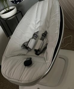 4moms MamaRoo Multi-Motion Baby Swing, Bluetooth Enabled with 5 Unique Motions, Grey 31 71ND35uPh4L
