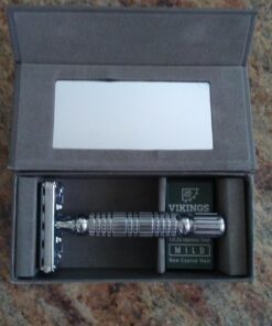 VIKINGS BLADE The Chieftain Safety Razor + 5 Swedish Platinum Super Blades + Carry Case Chromium Silver 51 71NSwSRQNL