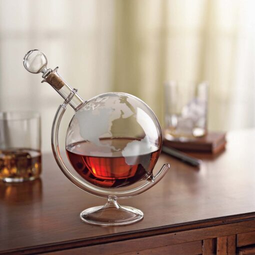 Wine Enthusiast Etched Globe Spirits Decanter