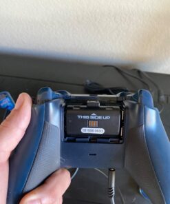 Nyko Xbox One Power Kit Plus - Rechargeable Battery Kit with 2 Batteries, Black & White Covers, 8-foot Micro-USB Charge Cable - Ultimate Xbox Accessories - Power, Cable, & Replacement Battery Doors Power Kit Plus Xbox One 16 71Nw97v1oqL