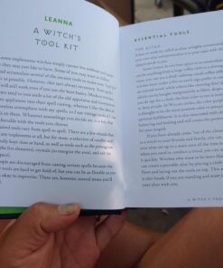 Wiccapedia: A Modern-Day White Witch's Guide (Volume 1) (The Modern-Day Witch) 23 71O F21ufkL