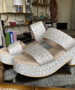 Angelus Acrylic Leather Paint Fire Red 4oz 4 Fl Oz (Pack of 1) 22 71OEQ8VilZL