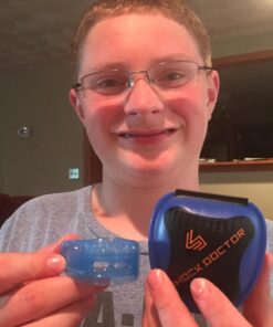 Shock Doctor Ventilated Mouth Guard Case, Universal Storage for Adult & Youth Sizes Trans Blue 21 71OGvXeIY4L